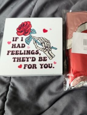 New If I Had Feelings They'd Be For You Plaque & 12 Small Heart Balloons Goth